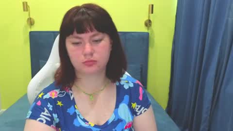 Snapshot of emilly_morgan chatting on 07-23-26, 01:58 Emilly online show from 07-23-26, 01:58