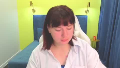 Snapshot of emilly_morgan chatting on 07-30-26, 01:37 Emilly online show from 07-30-26, 01:37