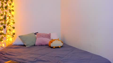 emilly online show from 01-24-25, 11:56