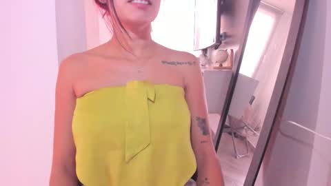 Snapshot of emillyhils1 chatting on 03-16-26, 11:36 emilly online show from 03-16-26, 11:36