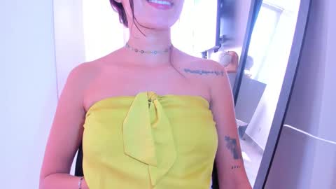 Snapshot of emillyhils1 chatting on 03-20-26, 02:55 emilly online show from 03-20-26, 02:55