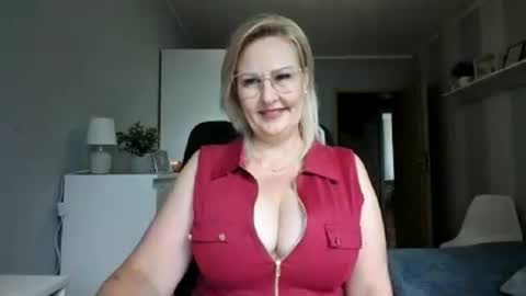 EmillyLove online show from 07-04-26, 08:53