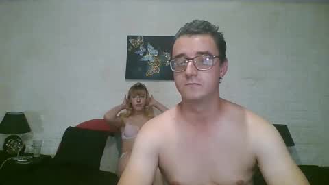 emillysebastian online show from 11-04-25, 08:41