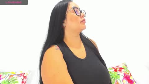 Emily  online show from 01-04-25, 06:19