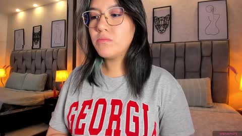 Emily online show from 12-22-24, 11:00