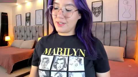 Emily online show from 02-09-25, 08:11