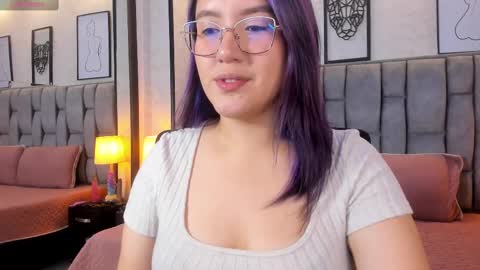 Emily online show from 03-01-25, 03:43