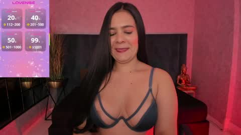 Snapshot of emily__browm chatting on 04-27-26, 08:51 Emily online show from 04-27-26, 08:51