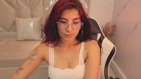 Emily  tp 700am - 1400pm online show from 02-16-26, 02:02