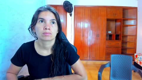 Emily and Soffy online show from 04-09-26, 11:59