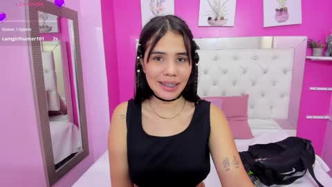Snapshot of emily_beltonn chatting on 02-02-25, 05:59              online show from 02-02-25, 05:59