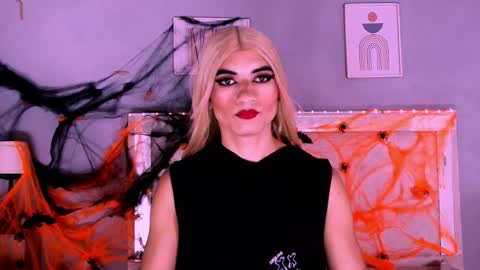 emily_castillo1_ online show from 10-08-25, 05:49