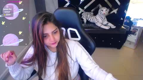 emily_cooper_t online show from 09-19-25, 03:08