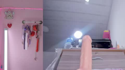 emily_foxxxi online show from 04-14-26, 11:22