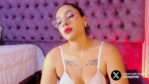 Emily online show from 05-28-26, 07:11