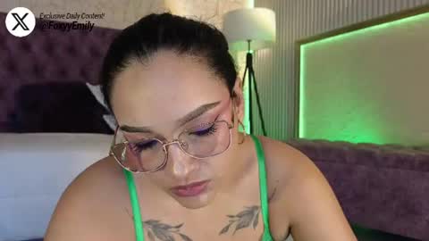 Snapshot of emily_foxyy chatting on 06-29-26, 07:03 Emily online show from 06-29-26, 07:03