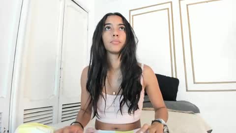 emily_gaviria1 online show from 06-09-26, 12:17