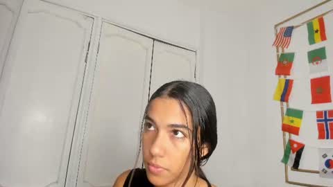 emily_gaviria1 online show from 07-11-26, 12:19