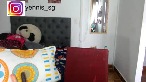 Snapshot of emily_hot_01 chatting on 02-09-25, 10:21 emily online show from 02-09-25, 10:21