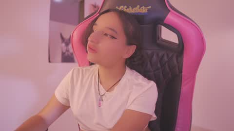 mily online show from 06-18-26, 08:46