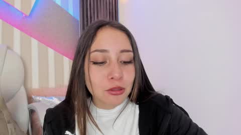 Emily online show from 09-11-25, 01:55