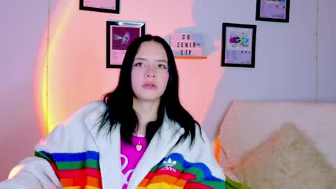 Emily Lindey online show from 07-12-26, 07:43