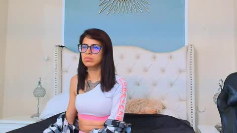 Emily online show from 11-18-25, 10:47