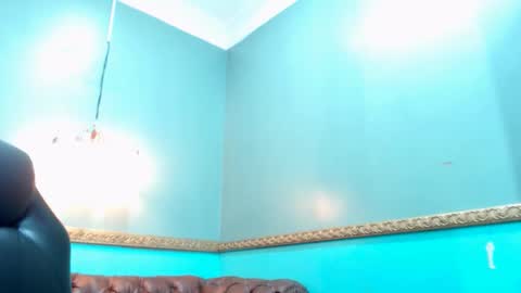 emily_manzur online show from 06-09-26, 05:57