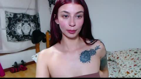 Emily online show from 05-09-26, 07:41