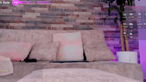 Snapshot of emily_montoya chatting on 11-30-25, 08:46 Emily online show from 11-30-25, 08:46