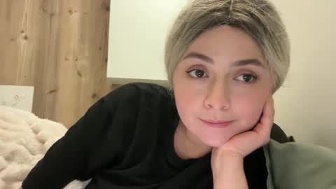 emily_morning_dew online show from 10-13-25, 06:08