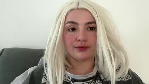 emily_morning_dew online show from 03-16-26, 05:44