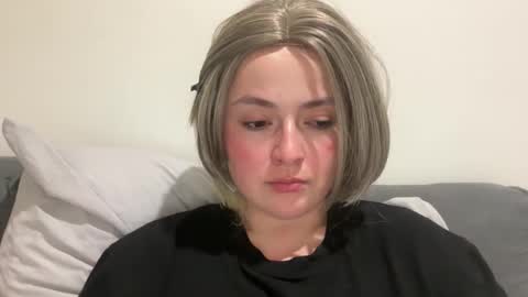 emily_morning_dew online show from 05-11-26, 06:49