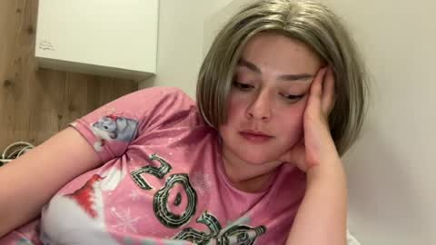 Snapshot of emily_morning_dew chatting on 06-30-26, 08:10 emily_morning_dew online show from 06-30-26, 08:10