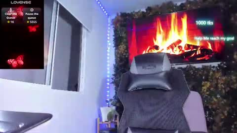 Snapshot of emily_palmeer chatting on 07-02-26, 09:04 emily_palmeer online show from 07-02-26, 09:04