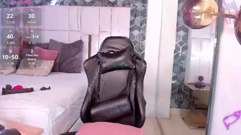 Emily online show from 06-24-26, 07:46