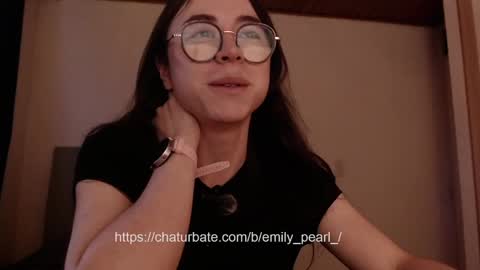 Snapshot of emily_pearl_ chatting on 01-29-25, 10:43 emily_pearl_ online show from 01-29-25, 10:43