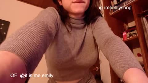 Snapshot of emily_pearl_ chatting on 03-18-26, 10:24 emily_pearl_ online show from 03-18-26, 10:24