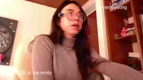 Snapshot of emily_pearl_ chatting on 03-19-26, 02:32 emily_pearl_ online show from 03-19-26, 02:32