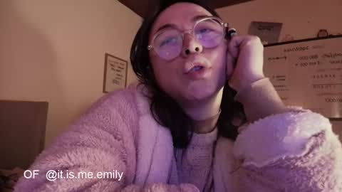 emily_pearl_ online show from 08-07-26, 07:43