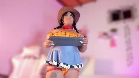 Snapshot of emily_restrepoo chatting on 04-22-26, 05:43 Emily online show from 04-22-26, 05:43