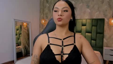 Emily online show from 05-07-26, 07:30