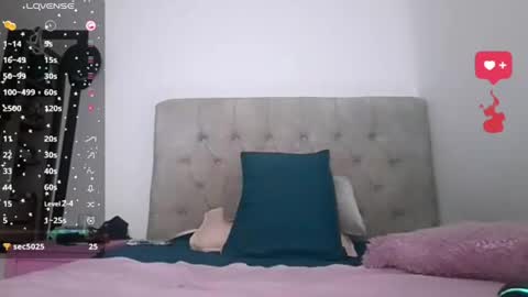 Snapshot of emily_rosse9 chatting on 11-05-25, 11:49 emily_rosse9 online show from 11-05-25, 11:49