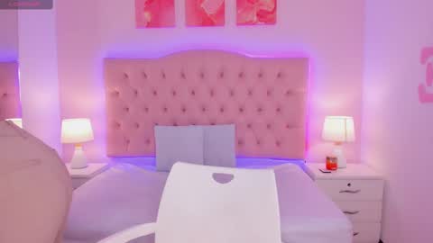  EMILY  online show from 02-19-25, 12:25