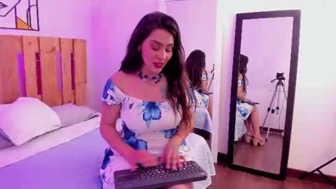 Emilly online show from 07-07-26, 08:35