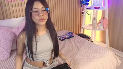 Emily online show from 03-13-26, 12:34