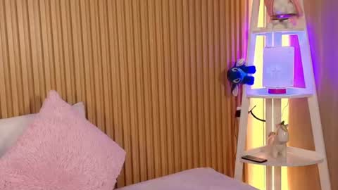 Emily online show from 07-13-26, 12:08