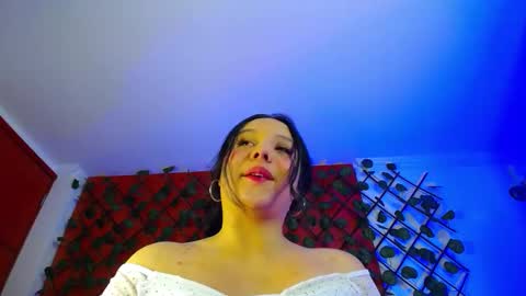 Snapshot of emily_trujillo chatting on 11-20-25, 05:56 Emily Trujillo online show from 11-20-25, 05:56