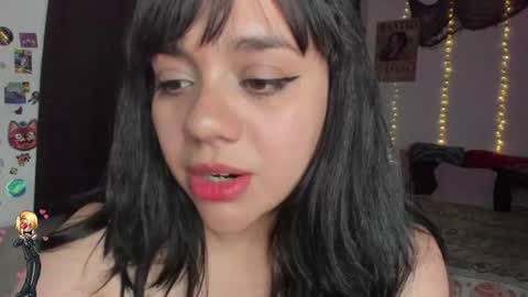 Snapshot of emily_vader chatting on 06-25-26, 02:33 emily_vader online show from 06-25-26, 02:33