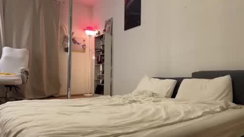 Lia online show from 03-19-26, 04:00